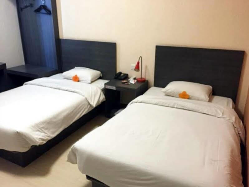 Готель Ibis Beijing Capital Airport Shunyi Екстер'єр фото